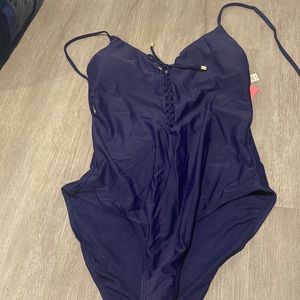 Tie detail, halter neck one piece